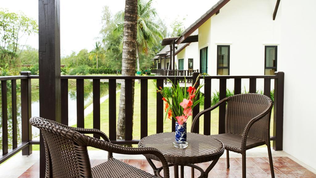 Khaolak Blue Lagoon Resort - Sha Extra Plus Khao Lak Phòng bức ảnh